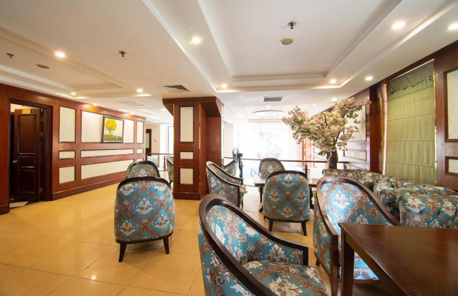 A25 Hotel - 15 Tran Quoc Toan Ханой Екстер'єр фото