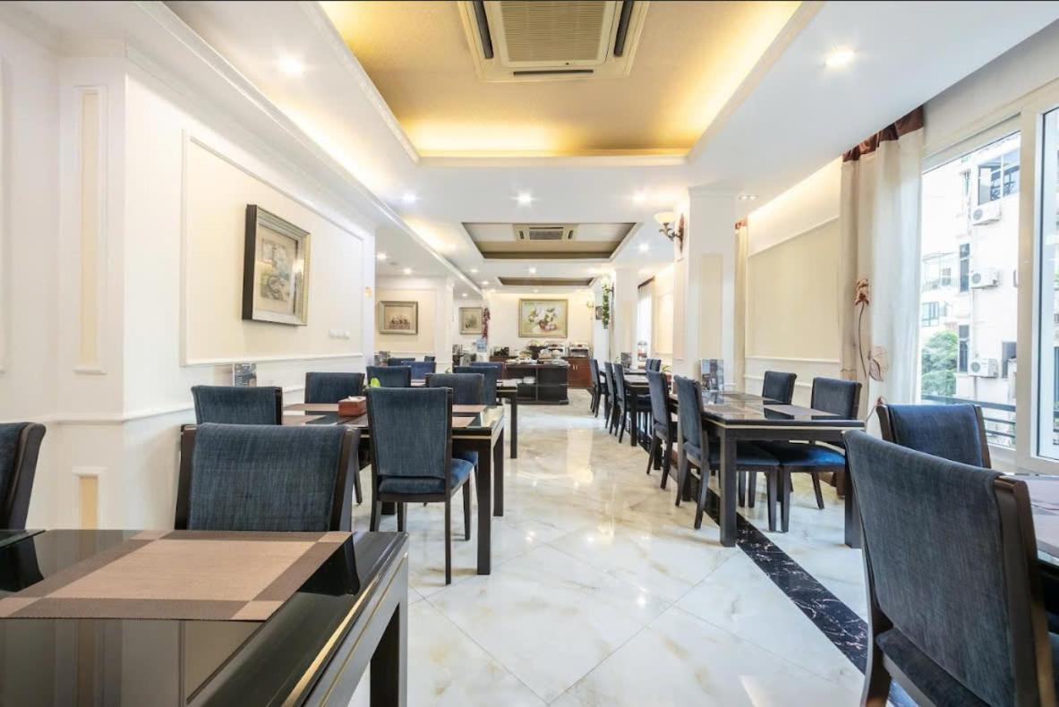 A25 Hotel - 15 Tran Quoc Toan Ханой Екстер'єр фото