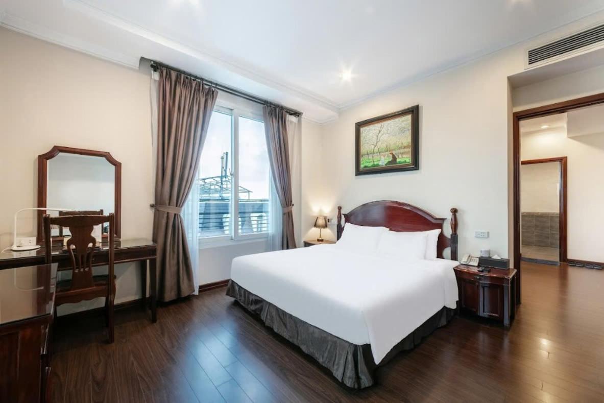 A25 Hotel - 15 Tran Quoc Toan Ханой Екстер'єр фото