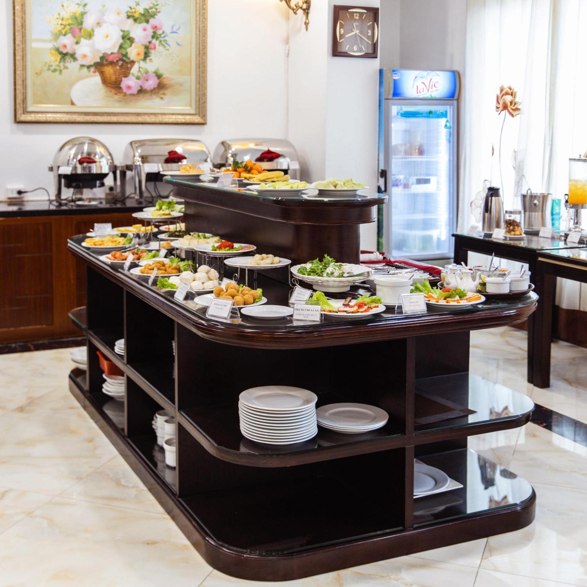 A25 Hotel - 15 Tran Quoc Toan Ханой Екстер'єр фото
